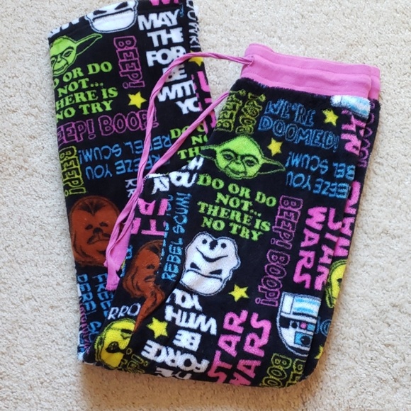Star Wars Other - Like new! Jr's fuzzy Star Wars PJ pants